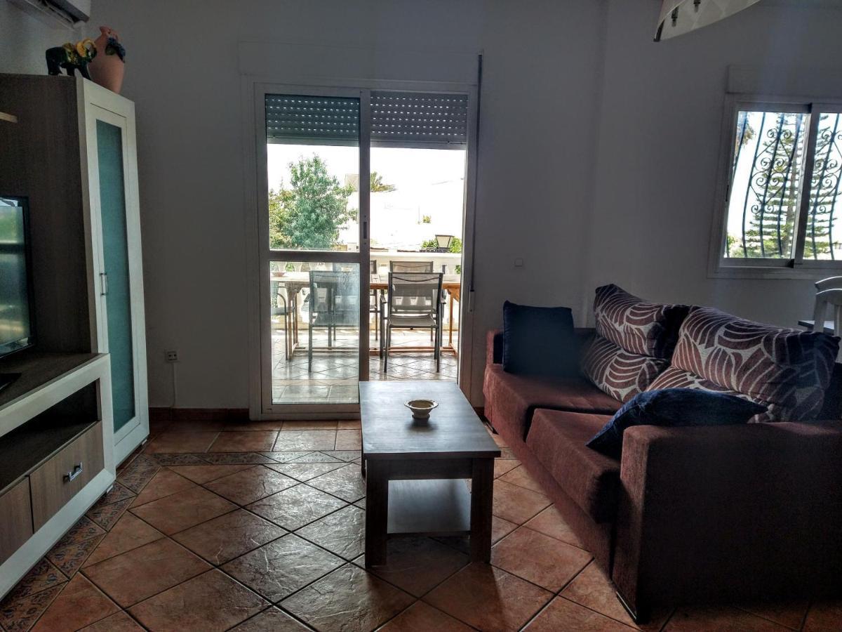 Chalet Con Piscina En 尼哈尔 外观 照片