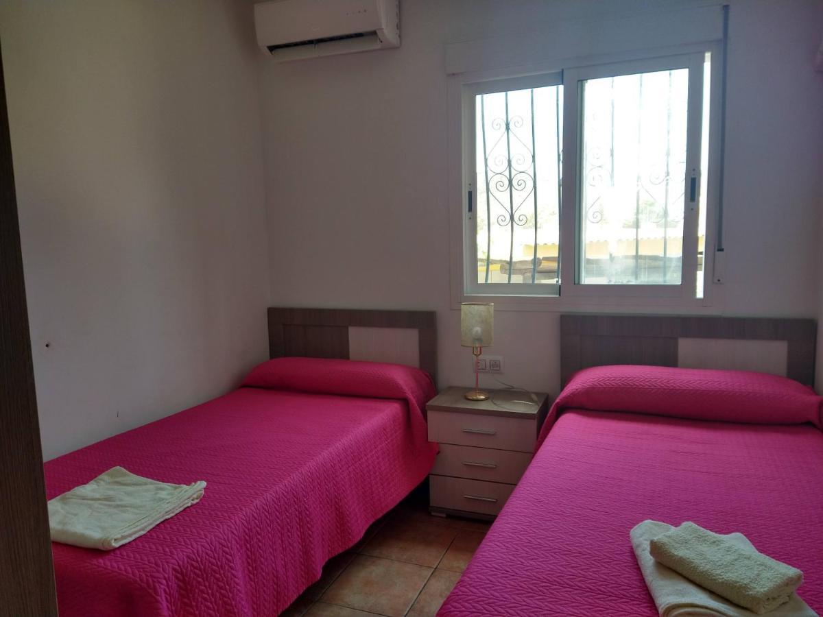 Chalet Con Piscina En 尼哈尔 外观 照片