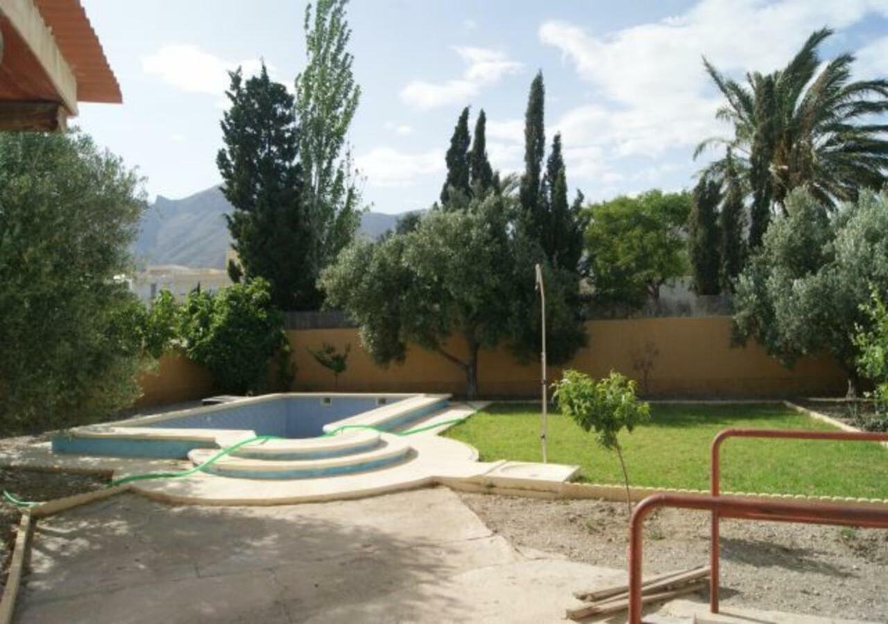 Chalet Con Piscina En 尼哈尔 外观 照片
